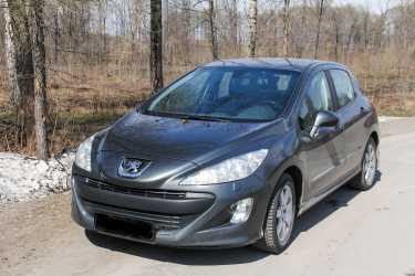 Wynajem samochodu, Samochód osobowy Peugoet 308 5-osobowy Automatyczna Skrzynia, Klima 1.6